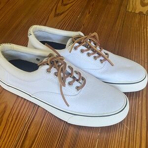 Sperry Halyard Top Sider Boat Shoe - White - Size 9